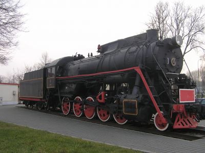 153